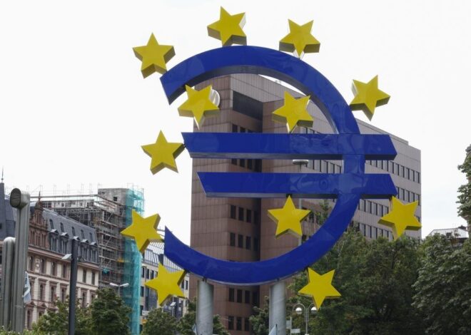 Euro Bölgesi’nde yıllık enflasyon ekimde yüzde 2 oldu